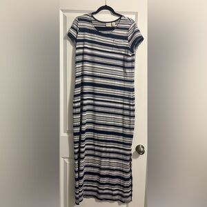 Zynergy by Chicos Striped Navy and White Maxi Dress size 1